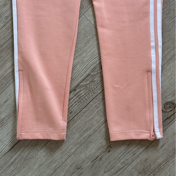 Adidas tracksuit, size medium, amazing condition - Picture 3 of 7